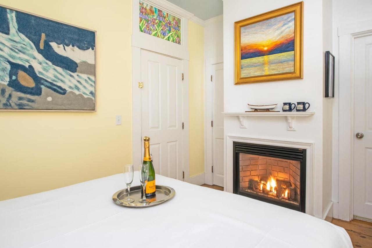 Admiral'S Landing (Adults Only) Provincetown Exterior foto