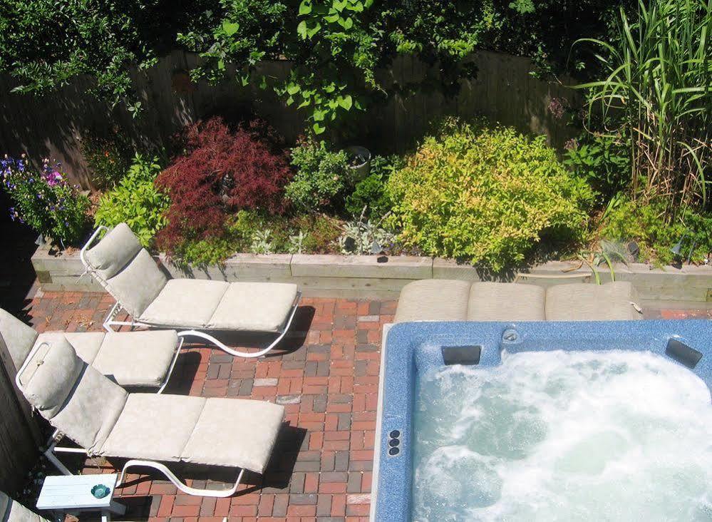 Admiral'S Landing (Adults Only) Provincetown Facilidades foto